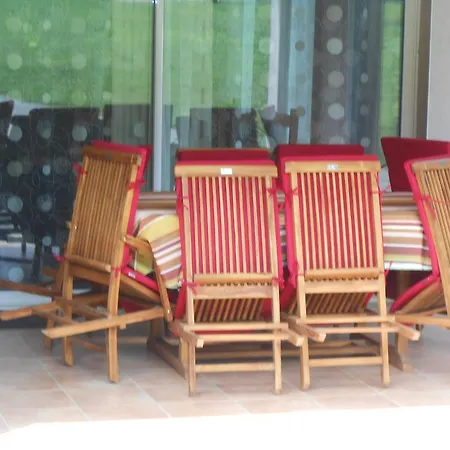 Casa de Férias Domaine Harrieta Saint-Jean-le-Vieux (Ain)